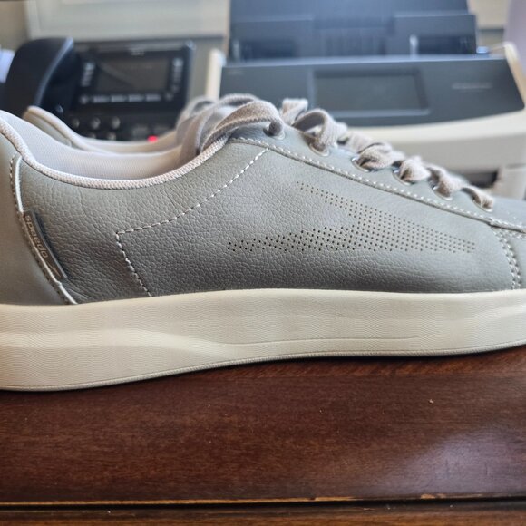 Speedo Men's 11 Quart Hybrid Shoe Grey Boat Sneakers. Gray Grey. Clean Style EUC - Picture 1 of 14
